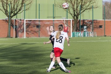 Bild 126 - wBJ SV Wahlstedt - SV Henstedt Ulzburg : Ergebnis: 0:1